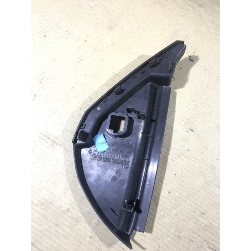 Заглушка торпедо (салон) Renault Megane 2 2004 1.9 DCI 8200179045