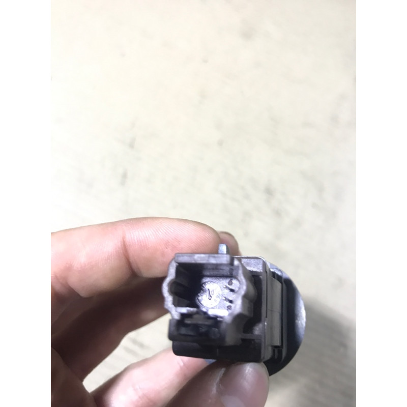 Кнопка AirBag (электрика / кнопки) Renault Megane 2 2004 1.9 DCI 8200169589