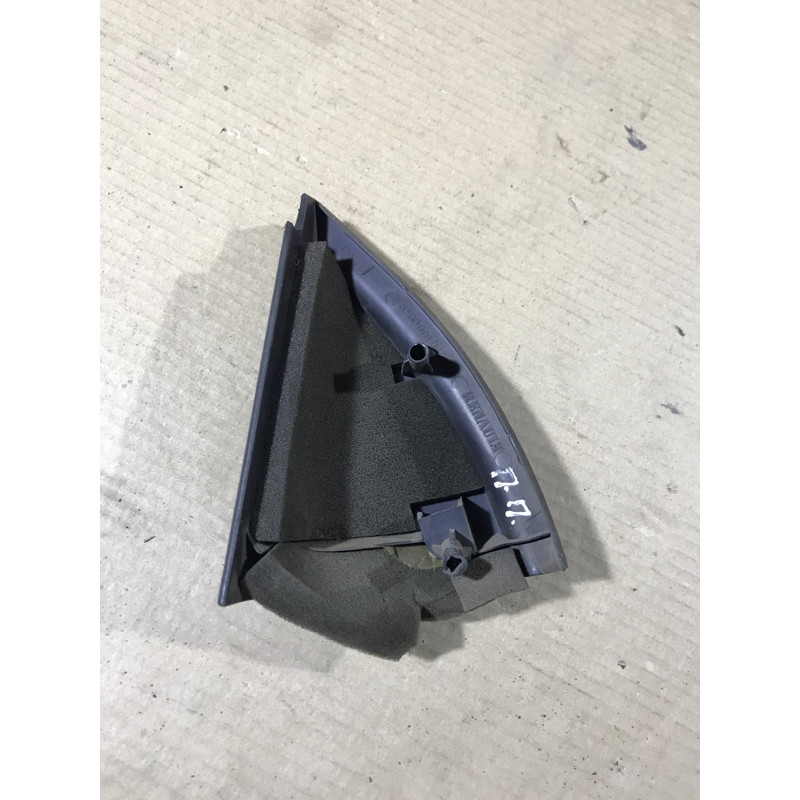 Накладка зеркала (салон) Renault Megane 2 2004 1.9 DCI 8200079927