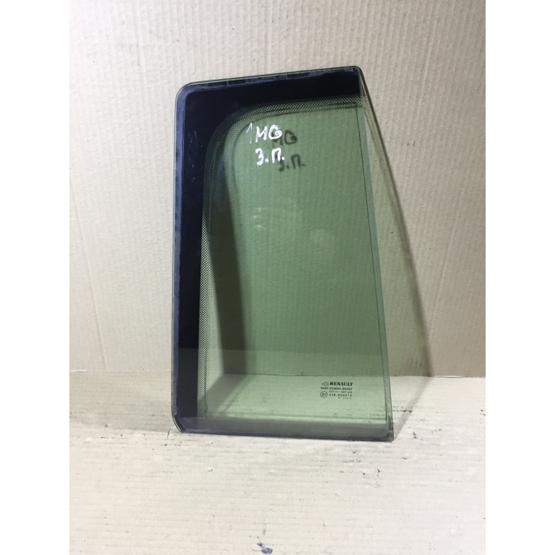 Стекло (кузов и элементы) Renault Megane 2 2004 1.9 DCI 8200576689
