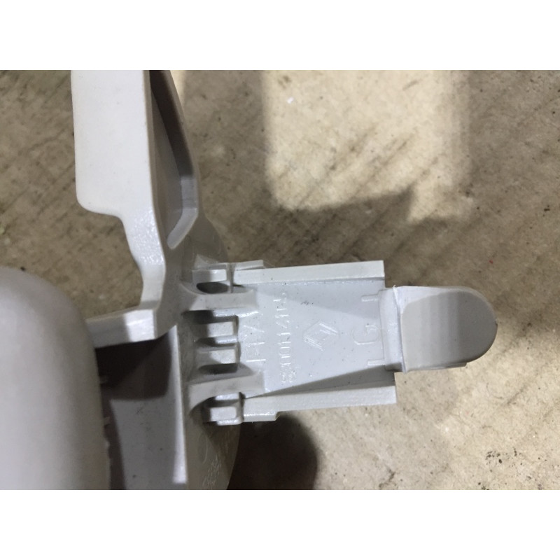Ручка потолка (салон) Renault Megane 2 2004 1.9 DCI 8200114165