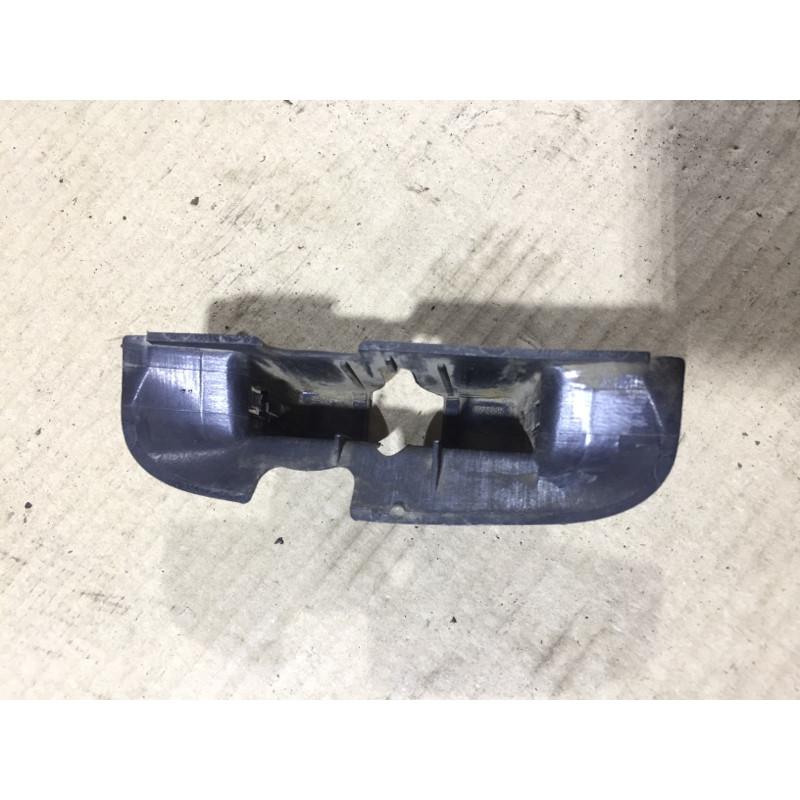 Накладка замка кришки багажника (салон) Renault Megane 2 2004 1.9 DCI