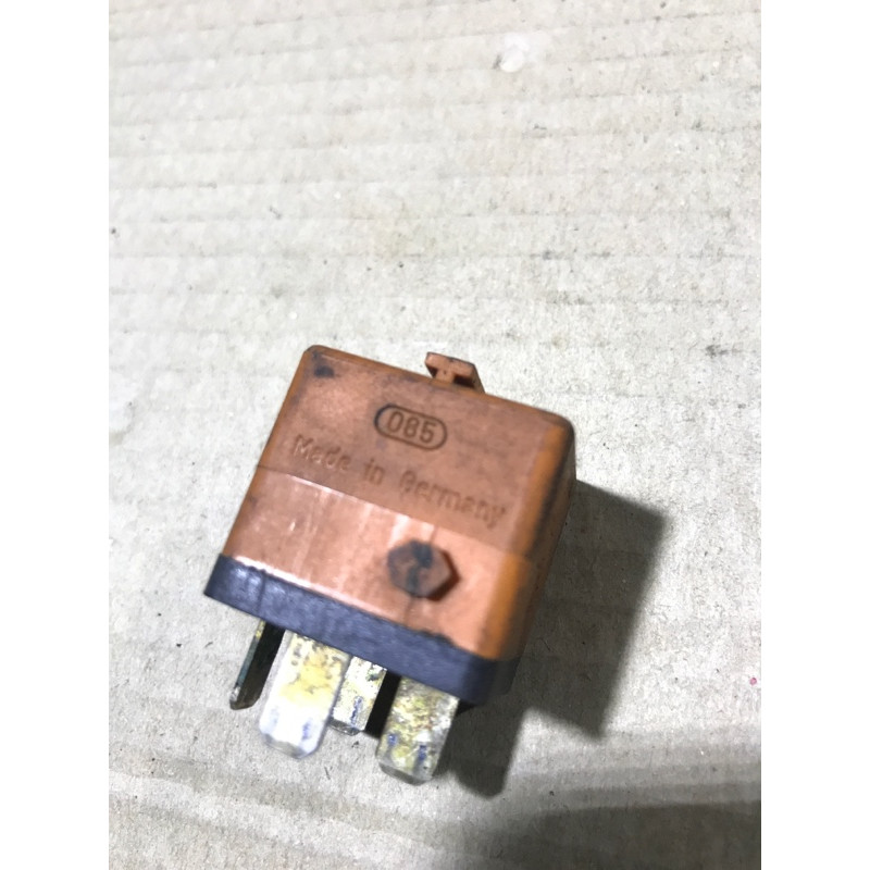 Реле (электрика) BMW 7-series E32 1990 M70b50 0332014456