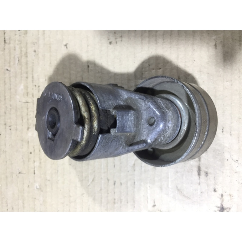Ролик натяжний (двигун та елементи) Renault Megane 2 2004 1.9 DCI 6730904628