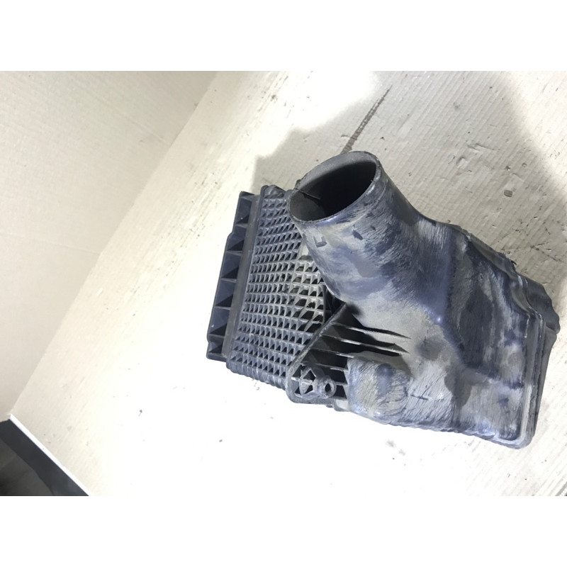 Корпус воздушного фильтра (впускная система) Renault Megane 2 2004 1.9 DCI 8200369798