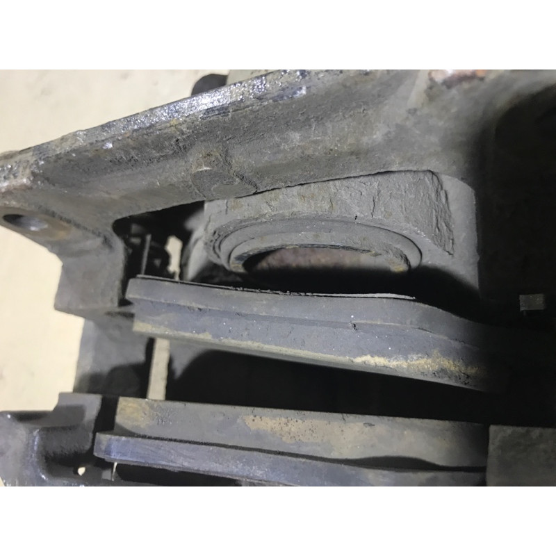 Суппорт тормозной (тормозная система) Renault Megane 2 2004 1.9 DCI