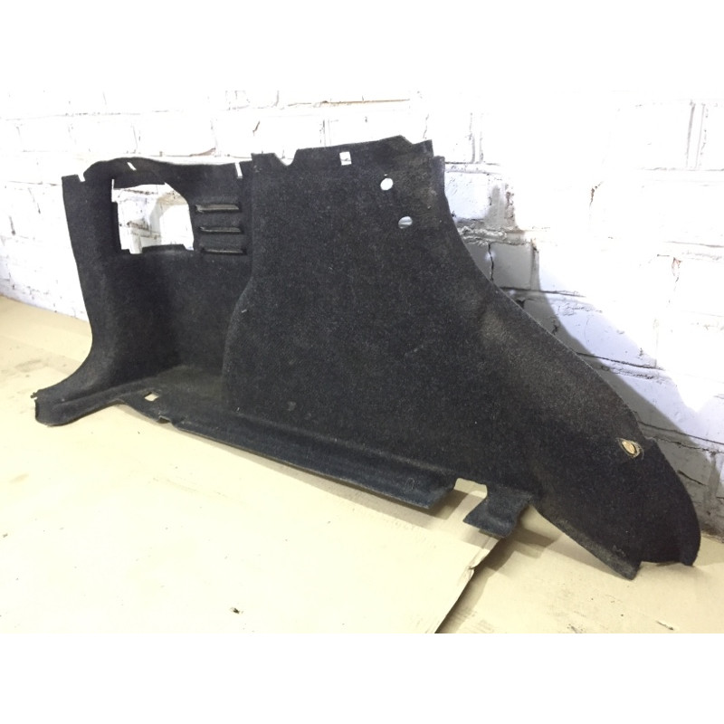 Обшивка багажника (салон) Renault Megane 2 2004 1.9 DCI 8200128697