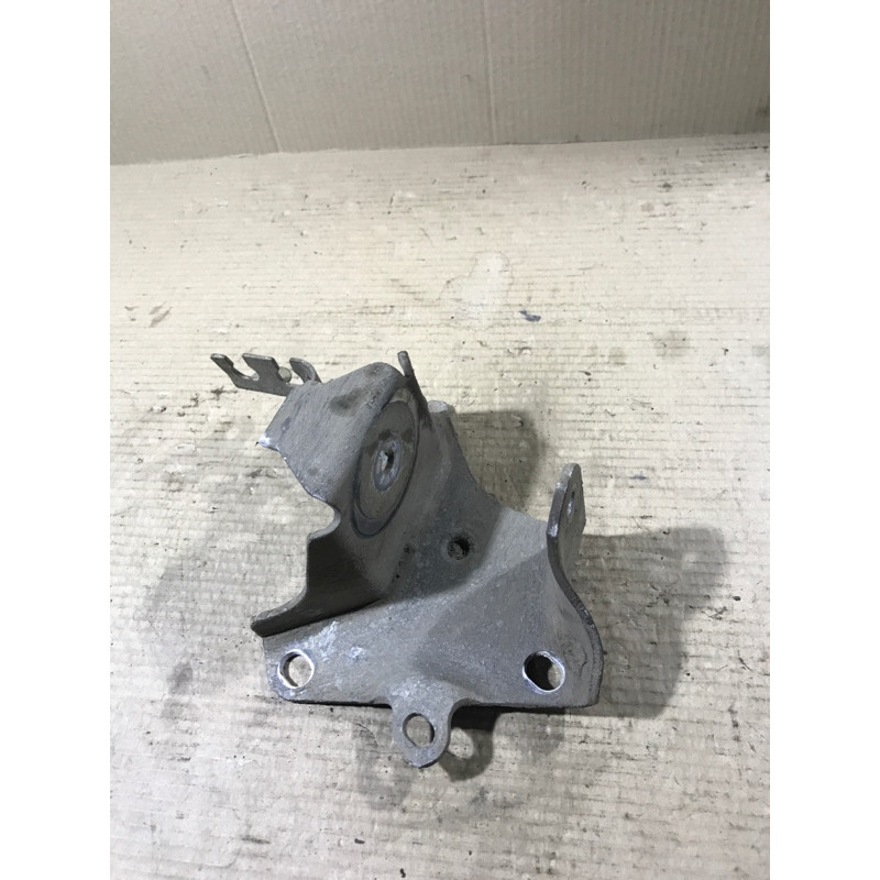 Кронштейн (двигун та елементи) Renault Megane 2 2004 1.9 DCI