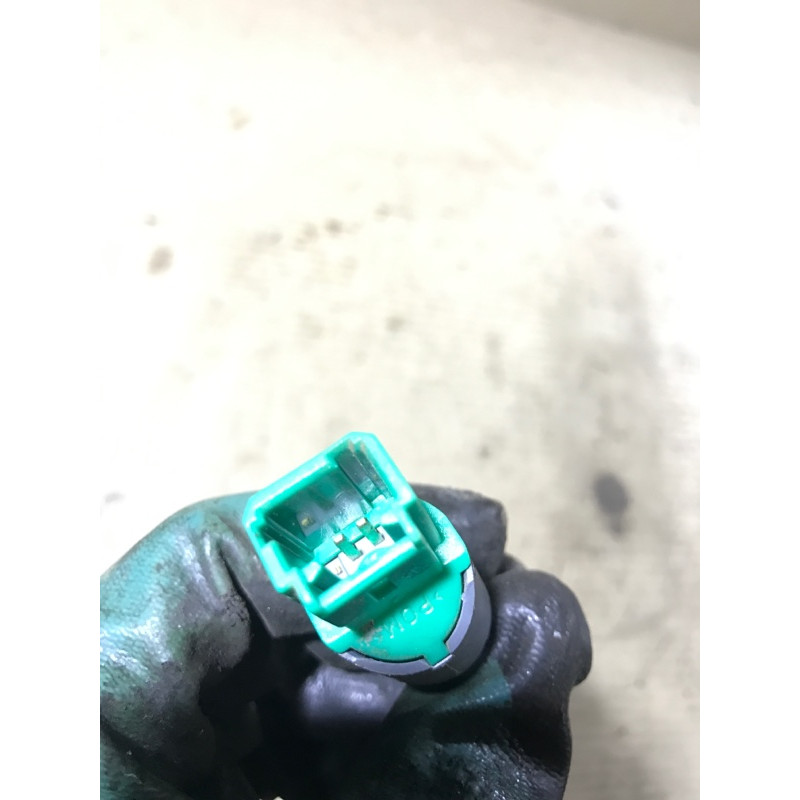 Концевик педали сцепления (электрика / датчики) Renault Megane 2 2004 1.9 DCI 8200168240