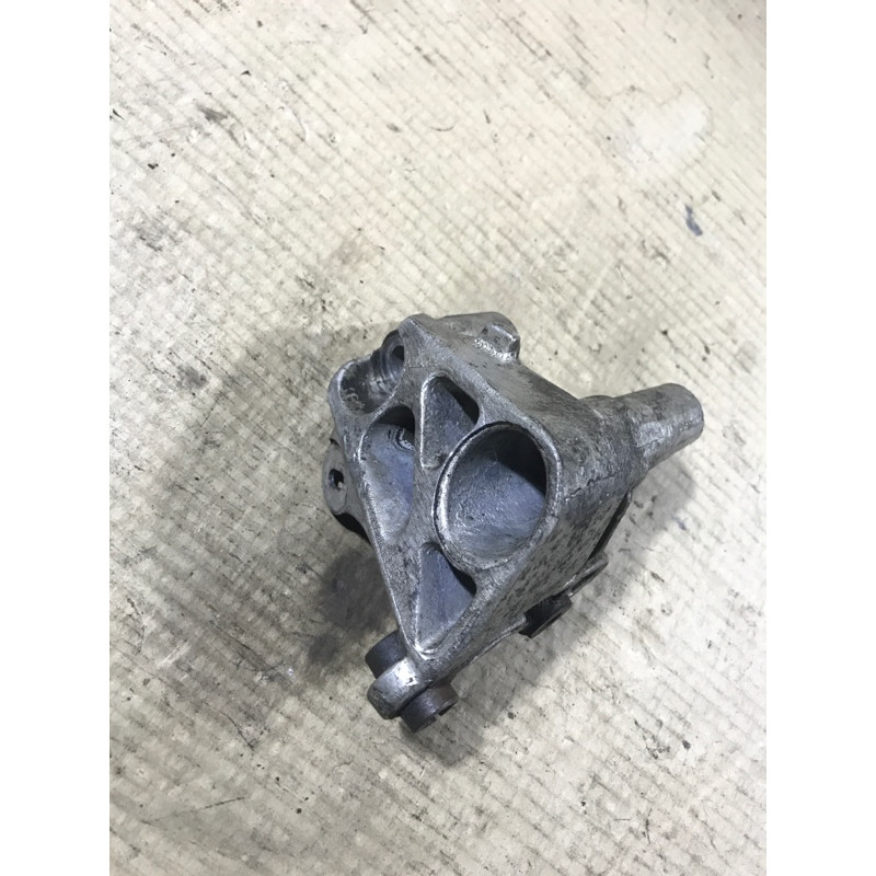 Кронштейн ТНВД (кронштейны двигателя) Renault Megane 2 2004 1.9 DCI 8200193773