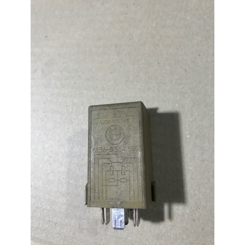 Реле (электрика) BMW 5-series E39 61368384505