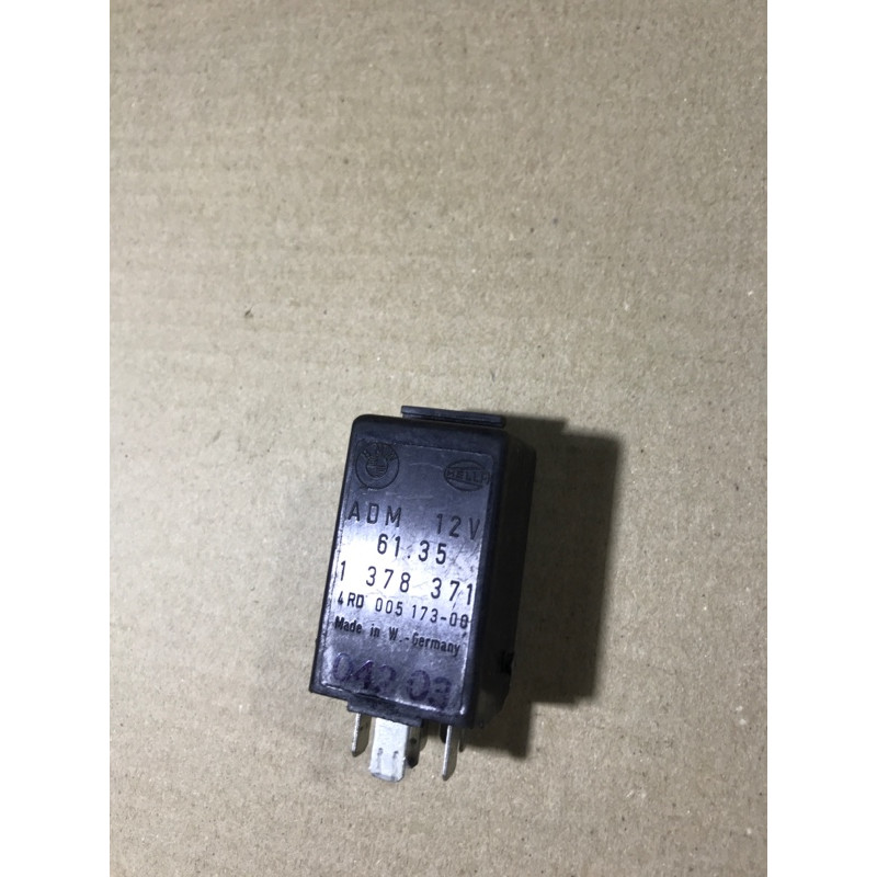 Реле (электрика) BMW 7-series E32 61351378371
