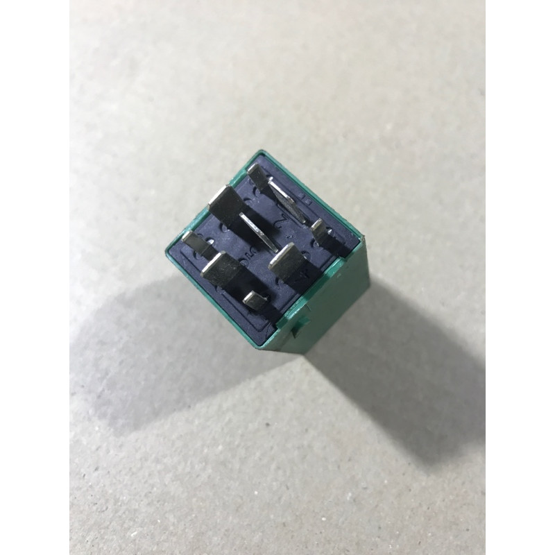 Реле (електрика) BMW X5 E53 M57d30 61358383185