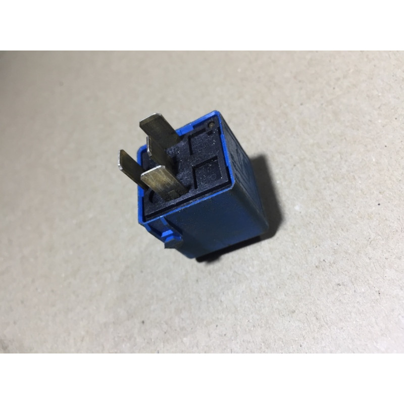 Реле (электрика) BMW 3-series E46 61368364581