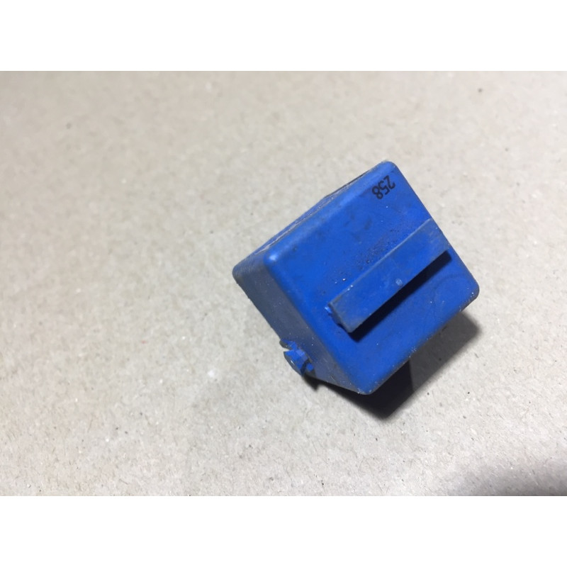 Реле (электрика) BMW 3-series E46 61368364581