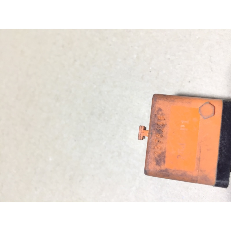 Реле (электрика) BMW 7-series E32 61361378238