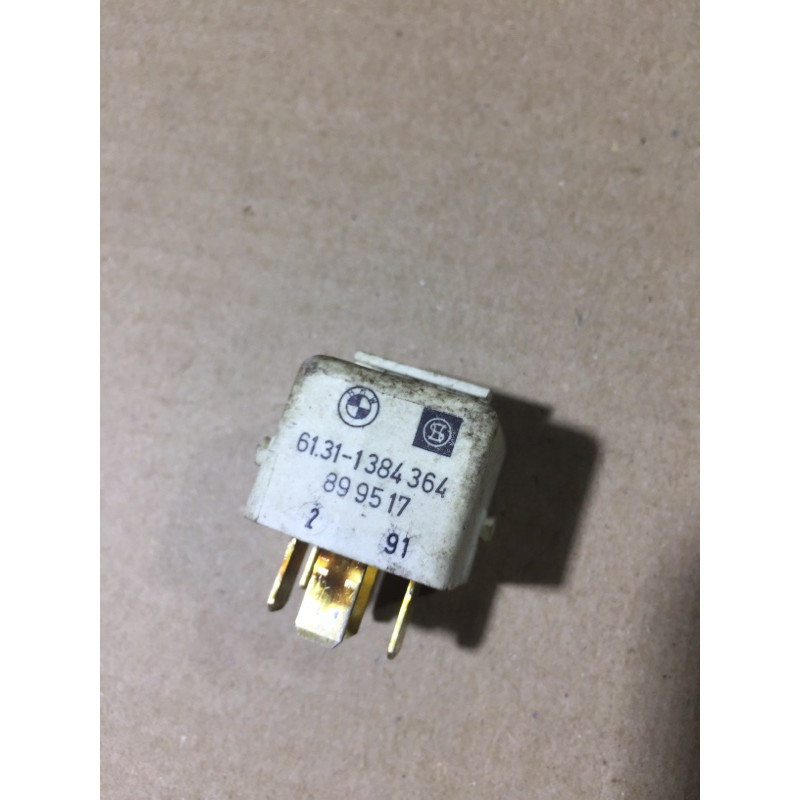 Реле (электрика) BMW 5-series E60 M54b30 61311384364