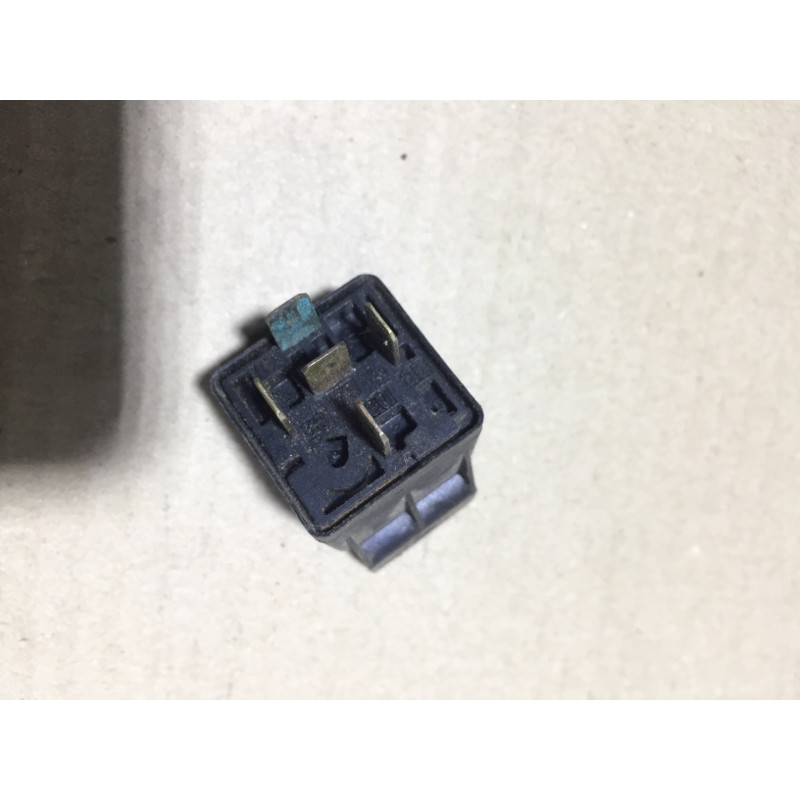 Реле (электрика) BMW 5-series E34 0332204150