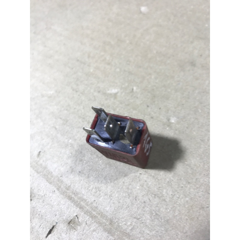 Реле (электрика) Volkswagen Golf 1K 2004 2.0 BKD 46520422