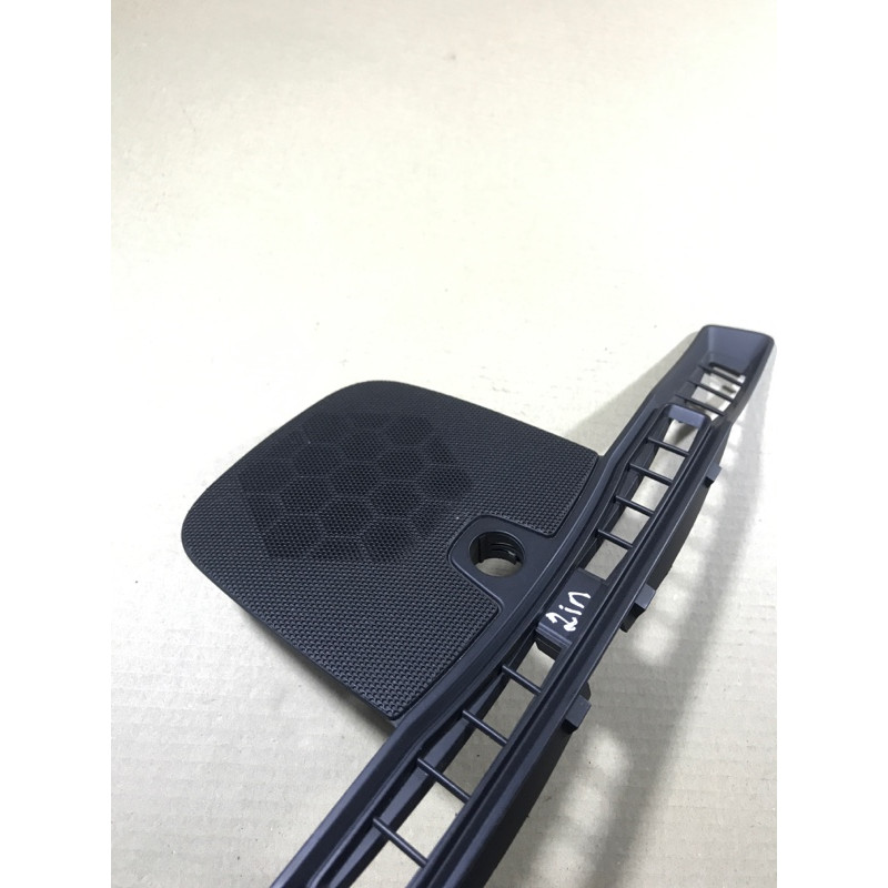 Решетка обдува лобового стекла (салон) Opel Insignia A 2012 2.0 DTH 13274843