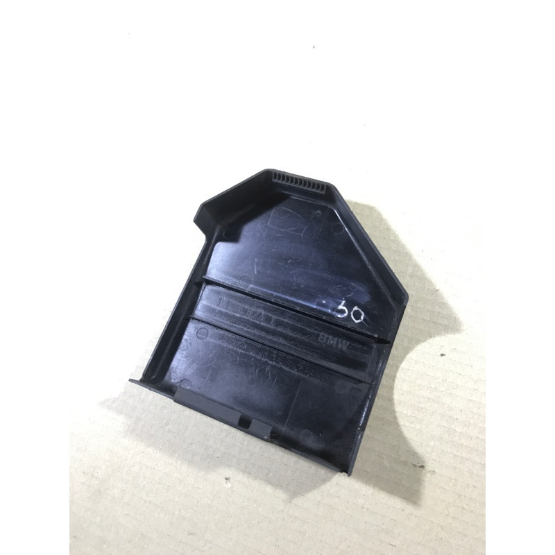 Накладка ДМРВ (двигатель и элементы) BMW 7-series E32 13621714874