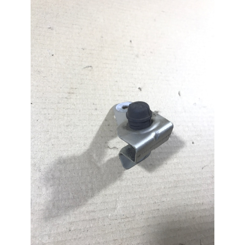 Упор капота (кузов и элементы) Opel Insignia A 2012 2.0 DTH 13248768