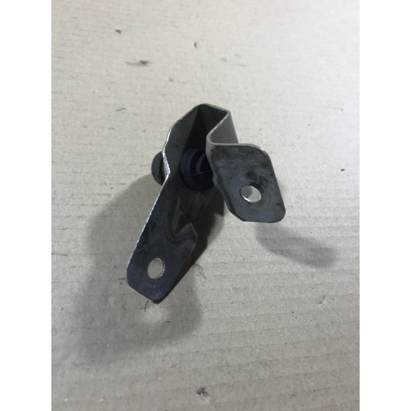 Упор капота (кузов и элементы) Opel Insignia A 2012 2.0 DTH 13248768