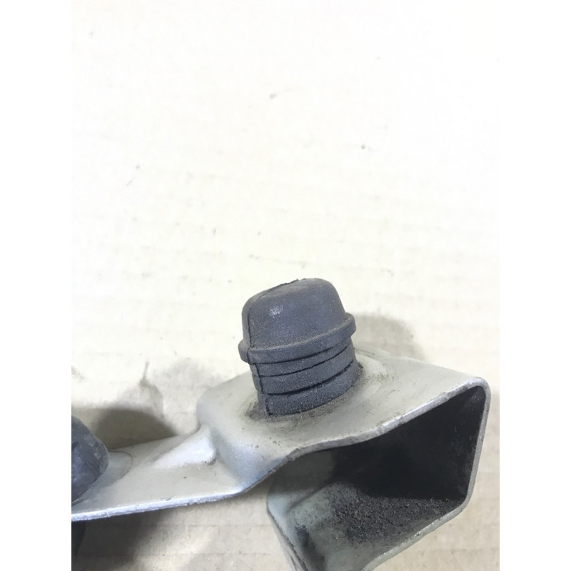 Упор капота (кузов и элементы) Opel Insignia A 2012 2.0 DTH 13248768