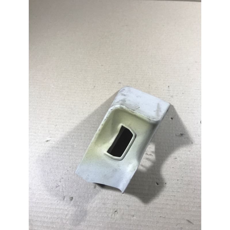 Накладка ременя безпеки (салон) BMW 5-series E34 72118148636