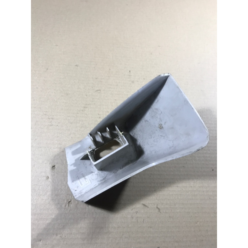 Накладка ременя безпеки (салон) BMW 5-series E34 72118148636