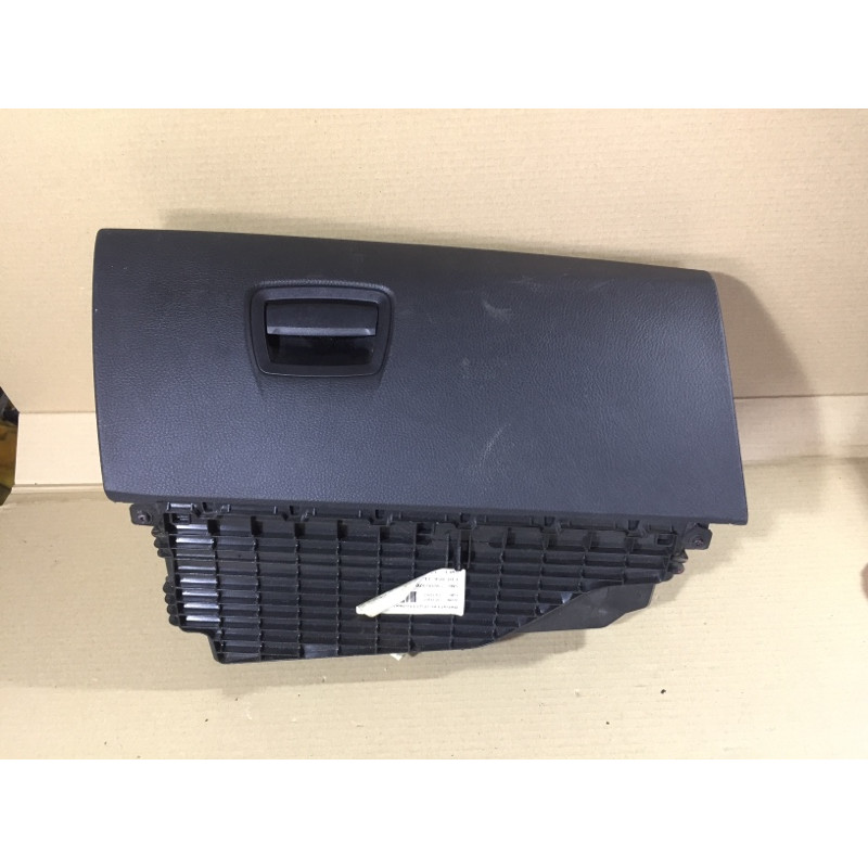 Бардачок (салон) BMW 5-series F10 2013 N47D20 51169166683