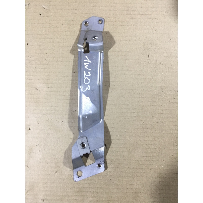 Кронштейн (двигатель и элементы) Mercedes-Benz C-class W203 1.8 M111.951 A2037220114