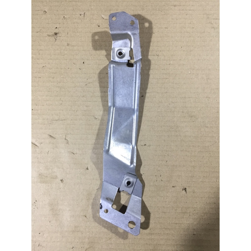 Кронштейн (двигатель и элементы) Mercedes-Benz C-class W203 1.8 M111.951 A2037220114