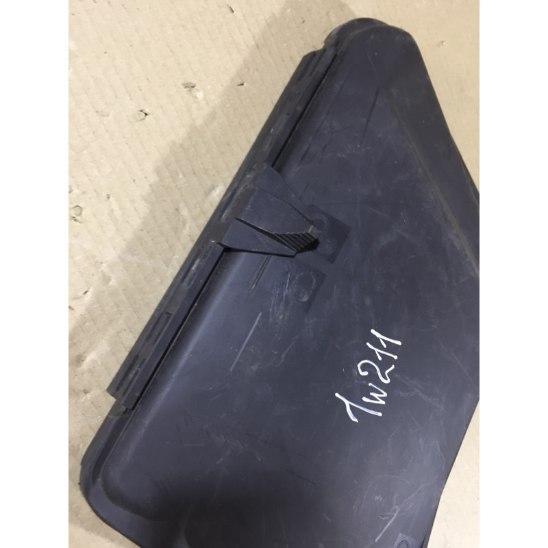 Пластик подкапотный (кузов и элементы) Mercedes-Benz E-class W211 2006 3.2 M112.946 2115400082