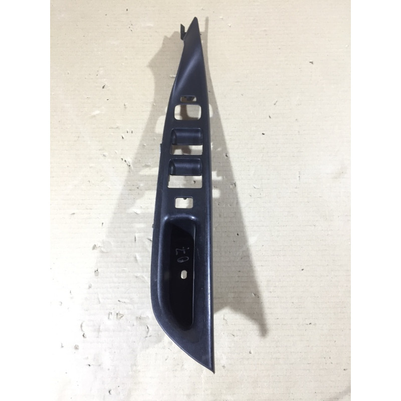 Пластик салона (салон) Mazda 6 GG 2004 2.0 RF5 GJ6A684L6