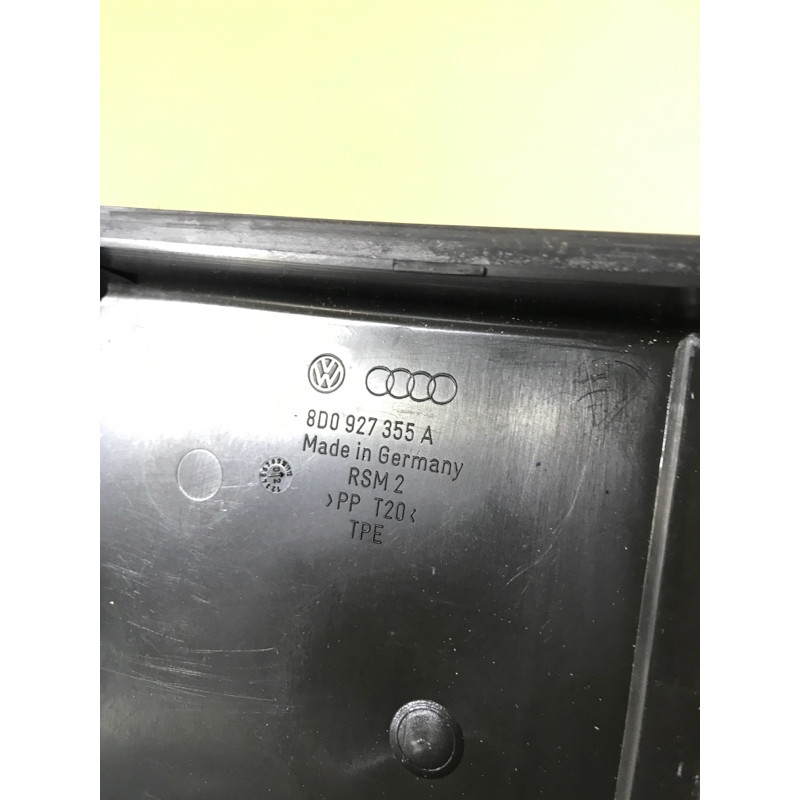 Пластик подкапотный (кузов и элементы) Volkswagen Passat B5 2003 2.5 AKN 8D0927355A