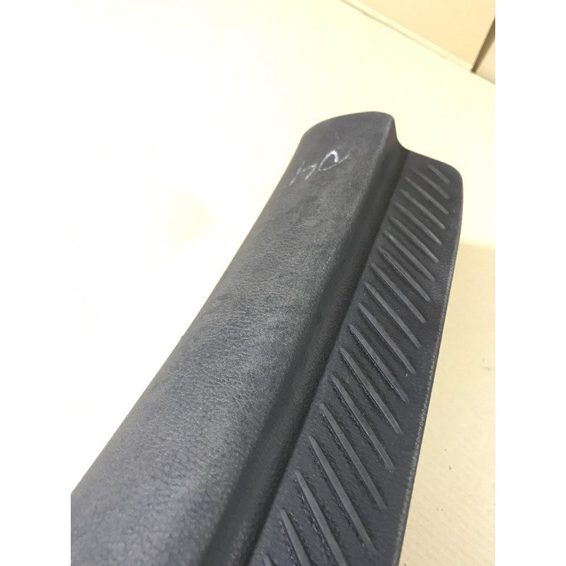 Накладка на порог (кузов и элементы) Mazda 6 GG 2002 2.0 RF5 GJ6A68740