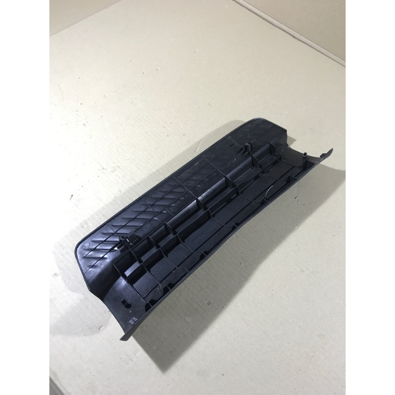 Накладка на порог (кузов и элементы) Mazda 6 GG 2002 2.0 RF5 GJ6A68740