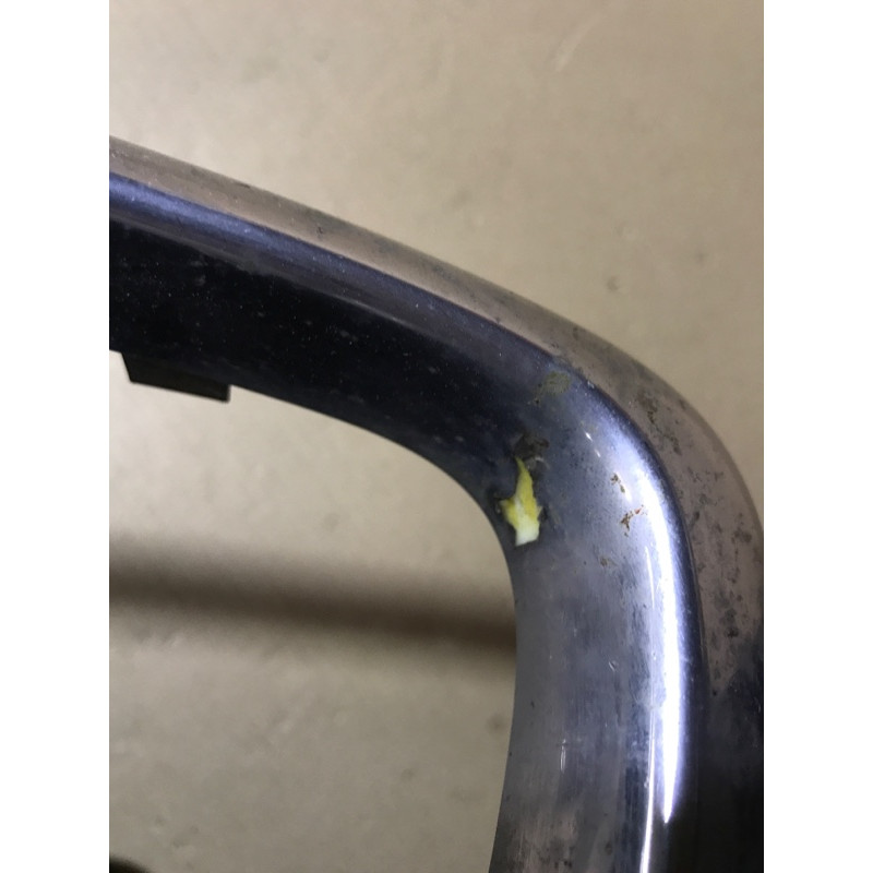 Решетка радиатора (наружные элементы кузова) BMW 7-series E38 8125815