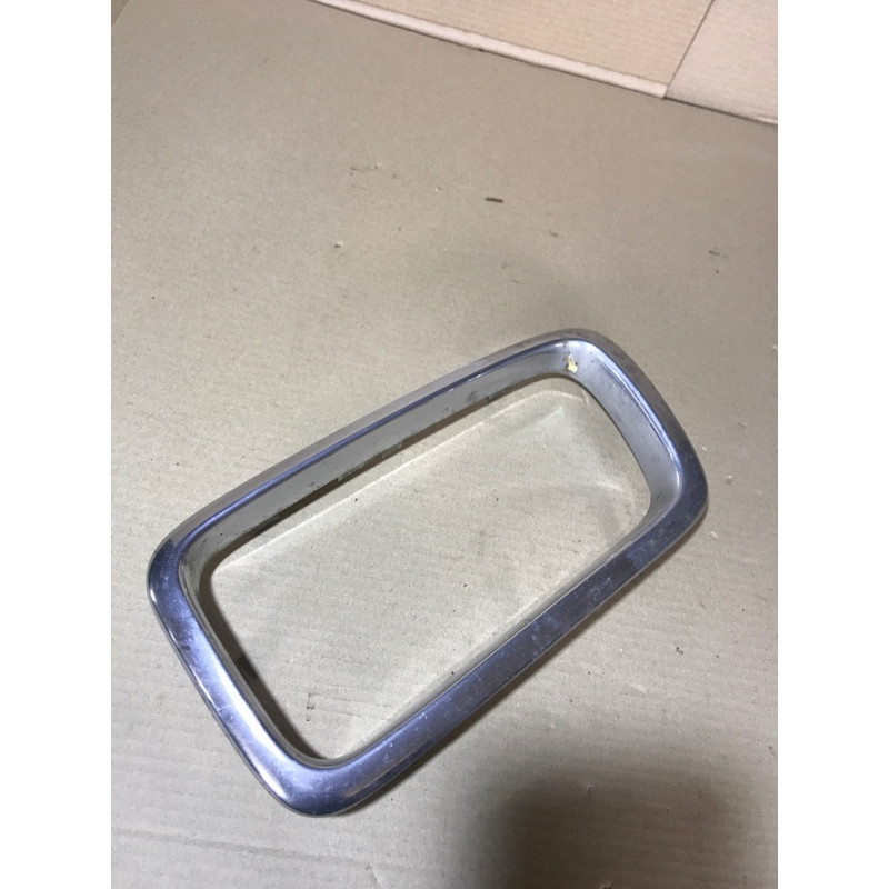 Решетка радиатора (наружные элементы кузова) BMW 7-series E38 8125815