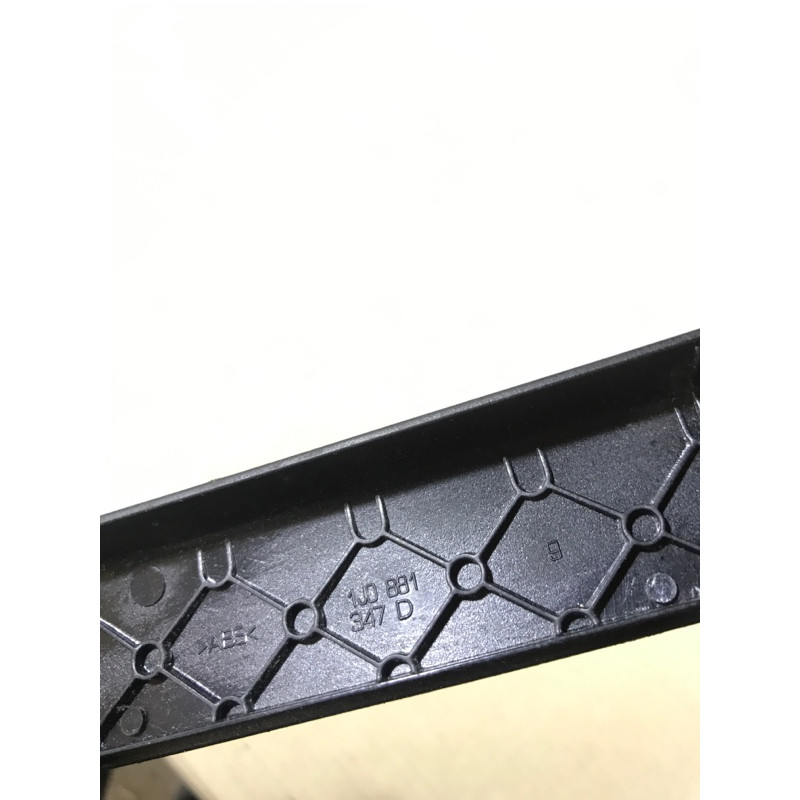 Пластик салону (салон) Volkswagen Passat B5 2003 2.5 AKN 1J0881347D