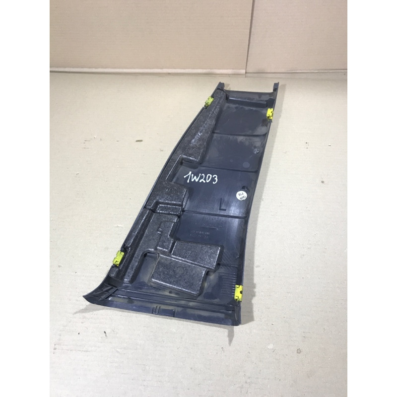 Пластик салона (салон) Mercedes-Benz C-class W203 1.8 M111.951 A2036903540