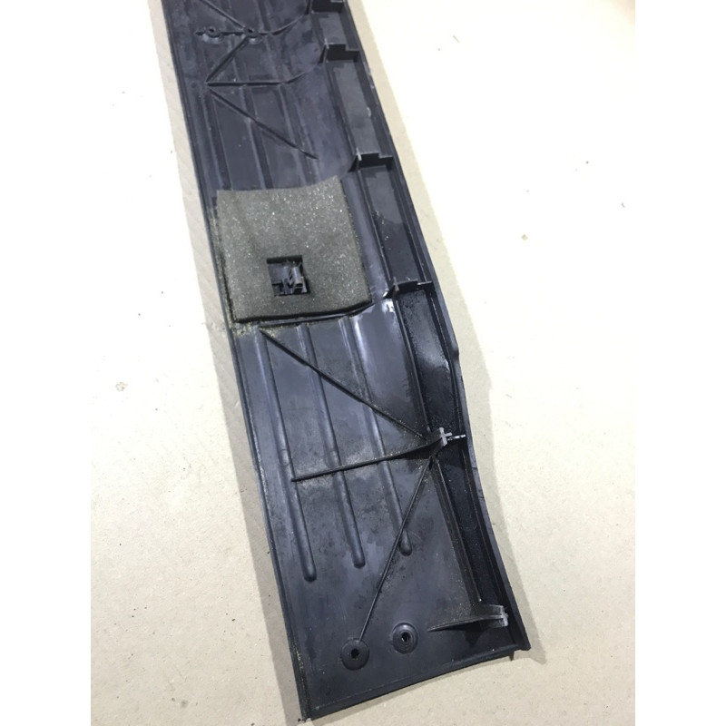 Пластик салона (салон) LAND ROVER FREELANDER L314 1999 1.8B EAN000020