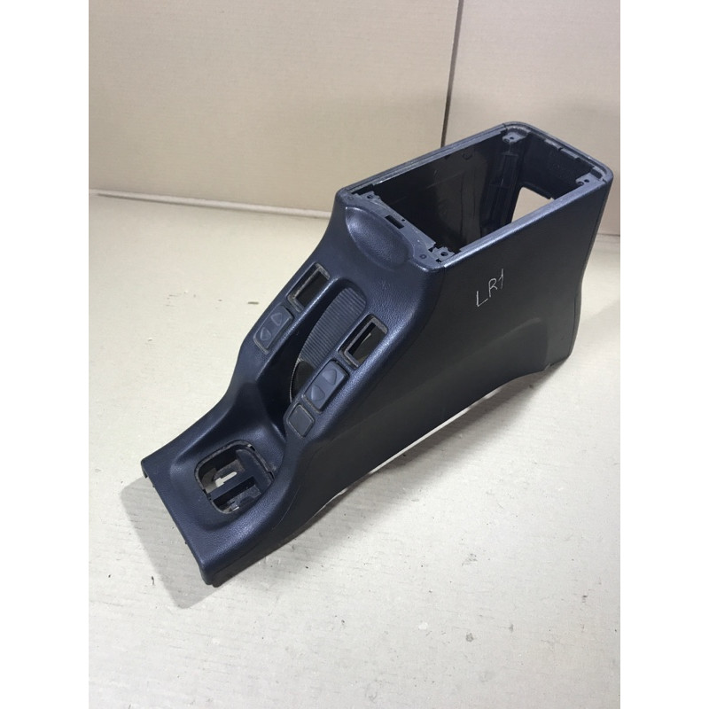 Подлокотник (салон) LAND ROVER FREELANDER L314 1999 1.8B FJM101400