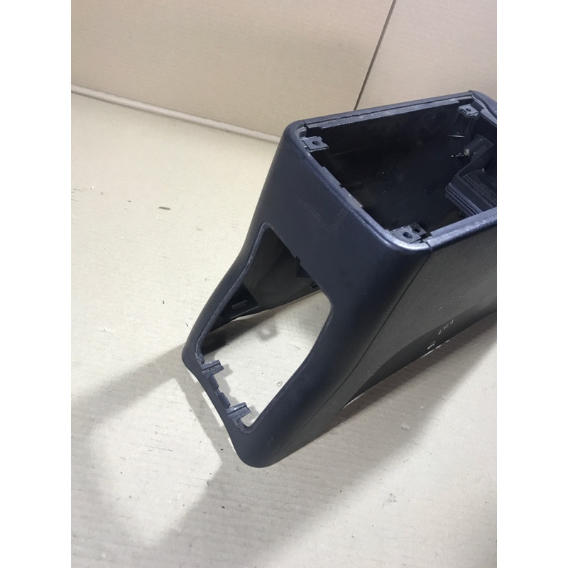 Подлокотник (салон) LAND ROVER FREELANDER L314 1999 1.8B FJM101400