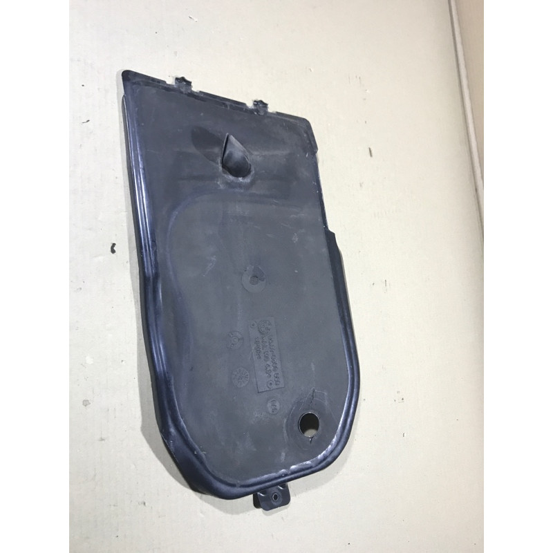 Пластик подкапотный (кузов и элементы) BMW 5-series E39 84318390