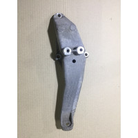 Кронштейн подушки двигателя