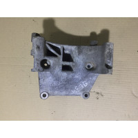 Кронштейн генератора