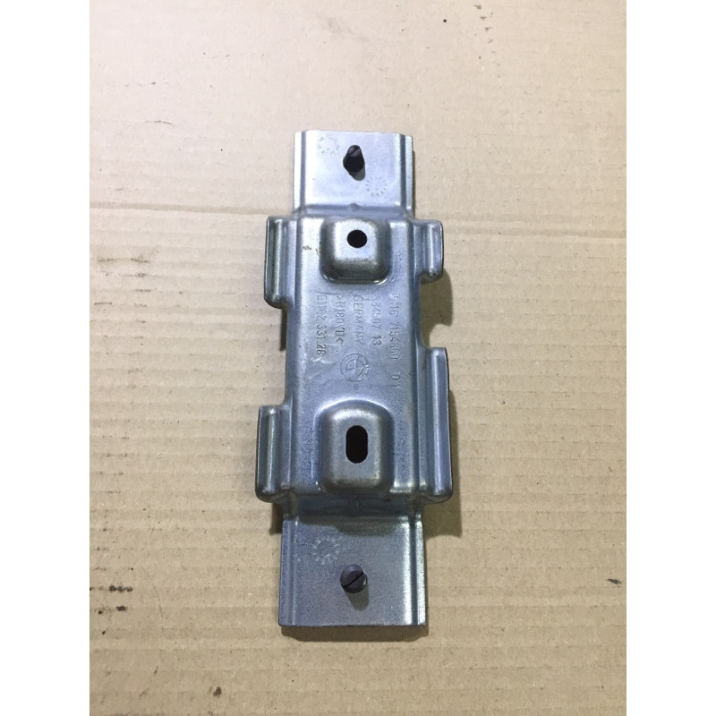 Кронштейн (двигатель и элементы) BMW 3-series E90 2006 N46B20 51167154860