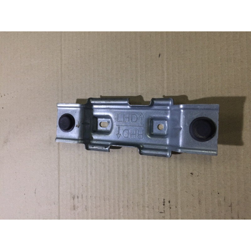 Кронштейн (двигатель и элементы) BMW 3-series E90 2006 N46B20 51167154860